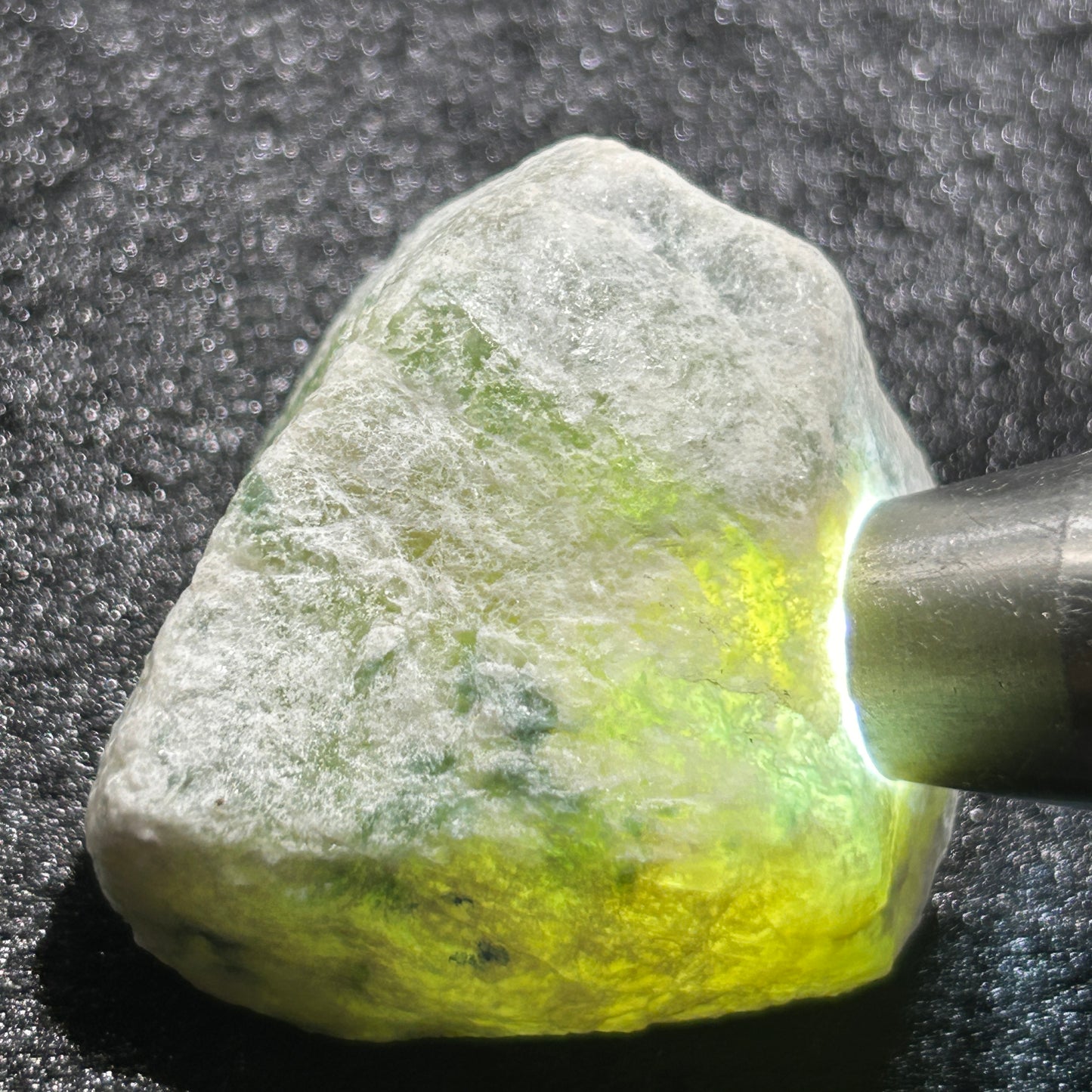 Natural Type A Jadeite | Mo Xi Sha Weathered Skin Jadeite – Small Premium with Floating Patterns | 188g | 50×50×40mm