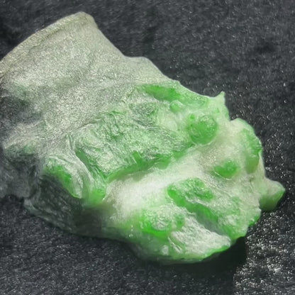 Natural Type A Jadeite | Maw Wan Ji Floating Pattern Jadeite – Small Ornamental Piece | 215g | 70×50×30mm
